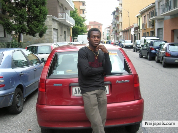  - click for next photo