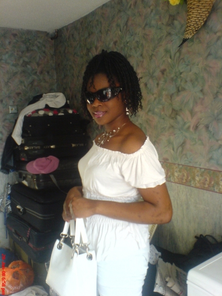  - click for next photo