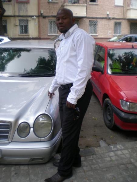  - click for next photo