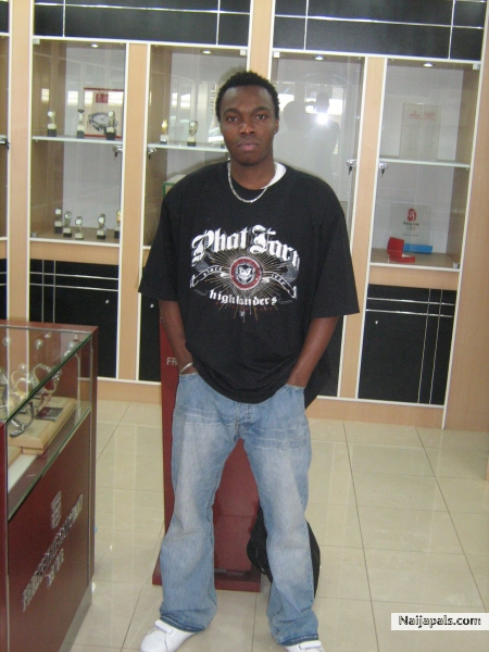  - click for next photo