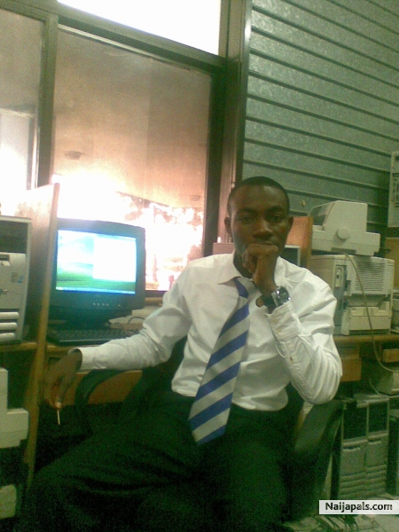tosin - click for next photo