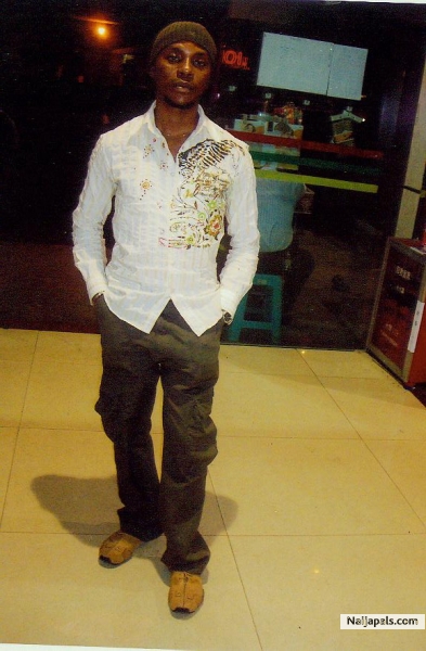  - click for next photo