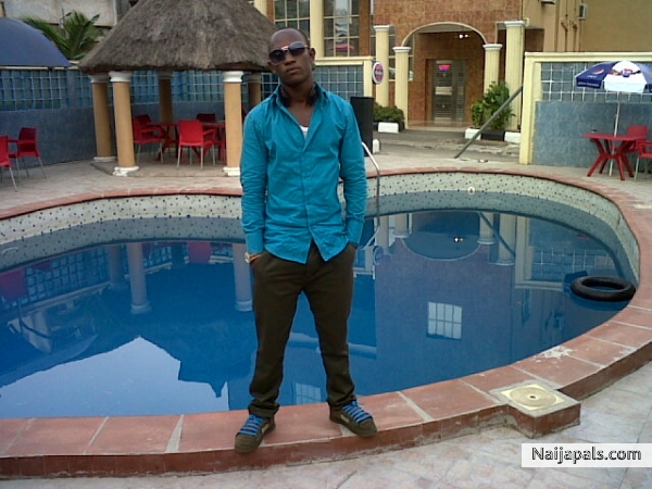 cool blue boy - click for next photo