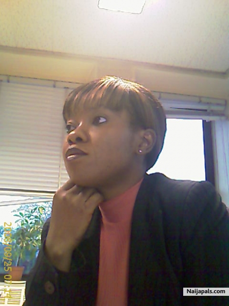 I should be workin NOT posing, lol - click for next photo