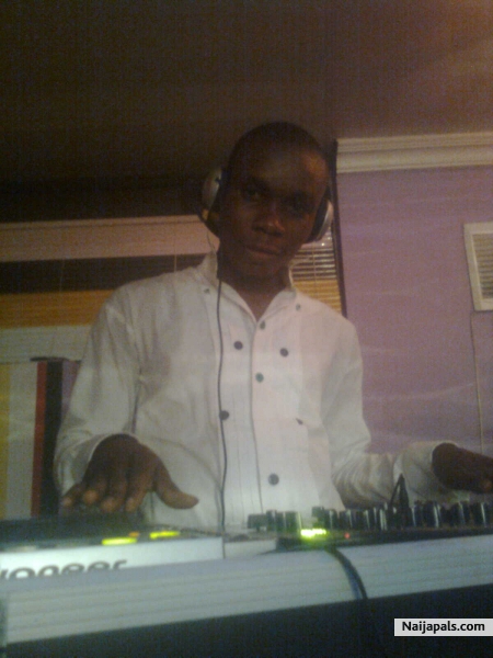 doin dj thng - click for next photo