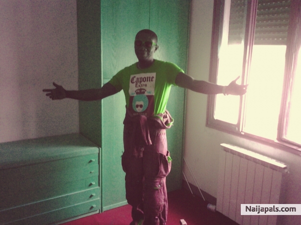  - click for next photo