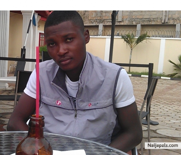 am real another fake is you........ - click for next photo
