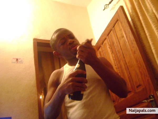 Poppin the shyt...shayo gan..lolz - click for next photo