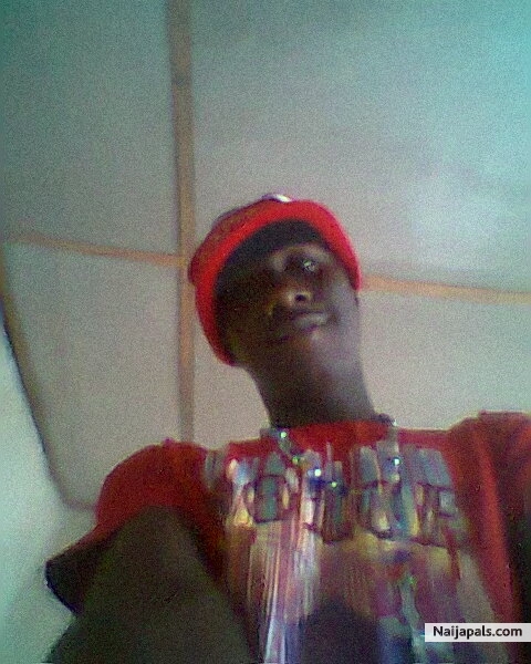 Naija fil d swag,d way i shine . it's fine boy effizy deluxe mudis - click for next photo