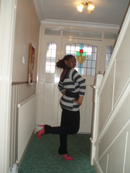  - click for next photo