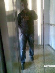  - click for next photo