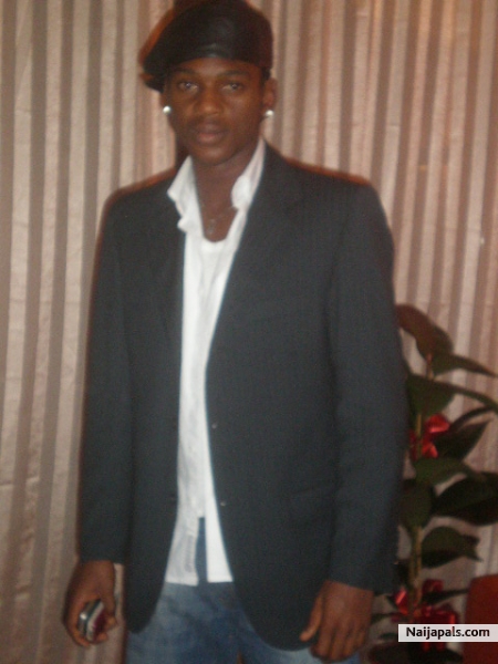  - click for next photo