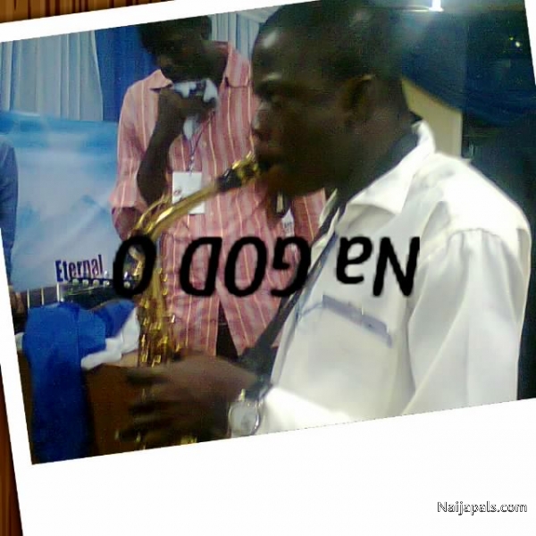  - click for next photo