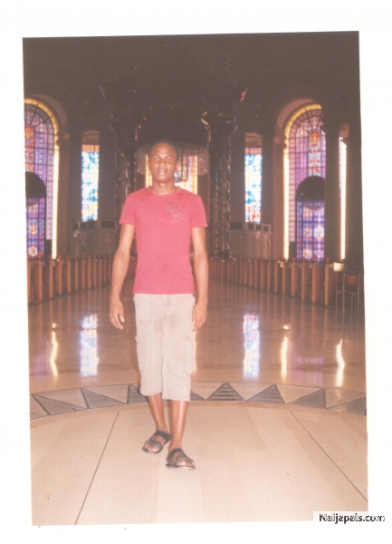  - click for next photo