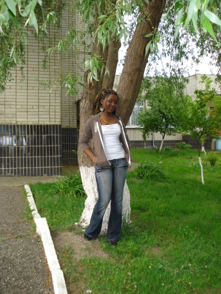  - click for next photo