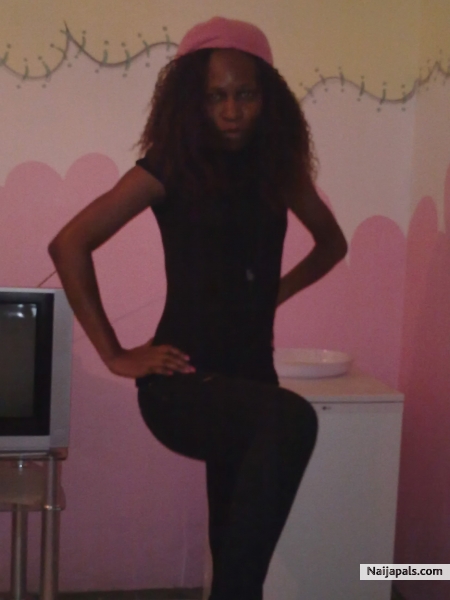 modeeeeeeelllllllll - click for next photo