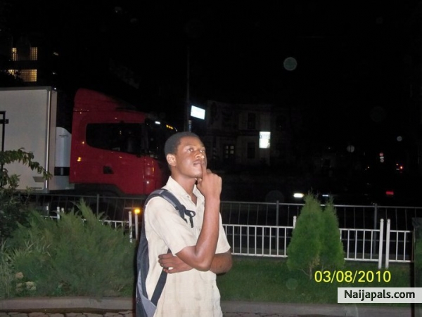  - click for next photo