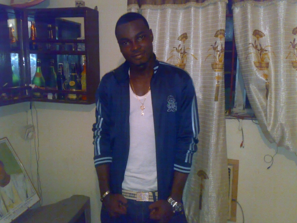  - click for next photo
