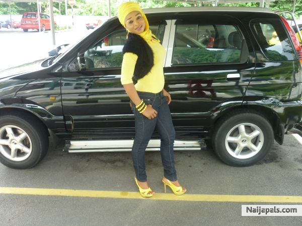  - click for next photo