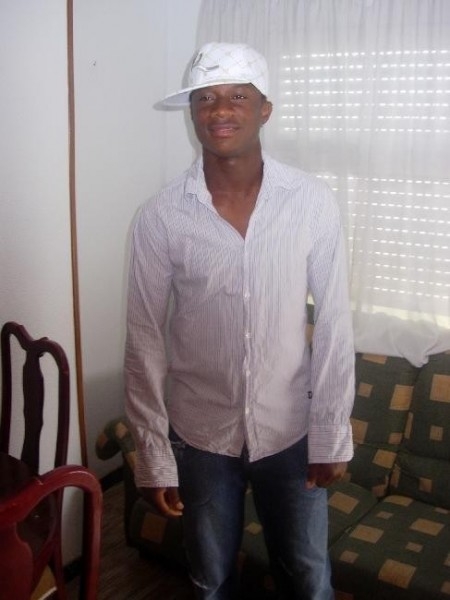  - click for next photo