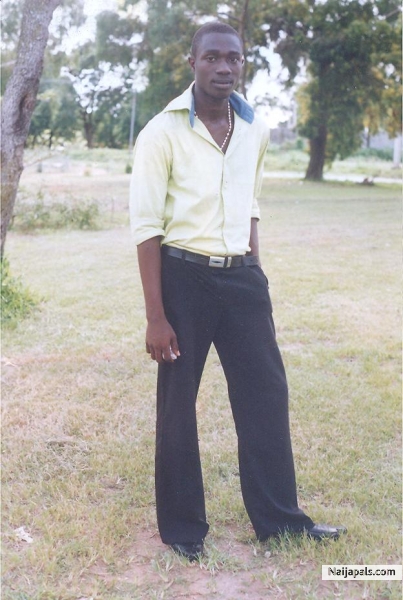  - click for next photo