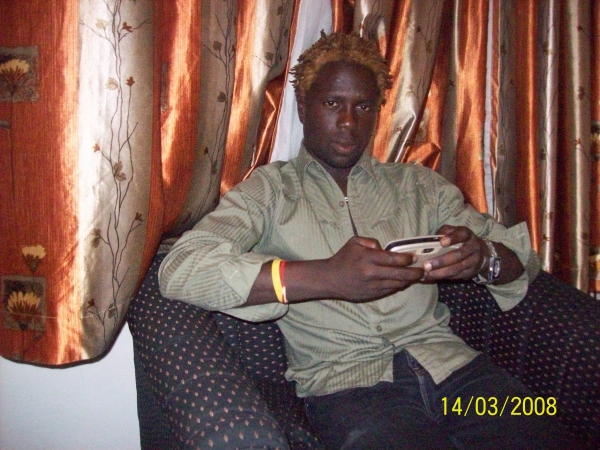  - click for next photo