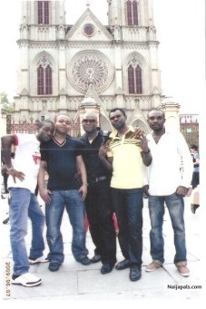  - click for next photo