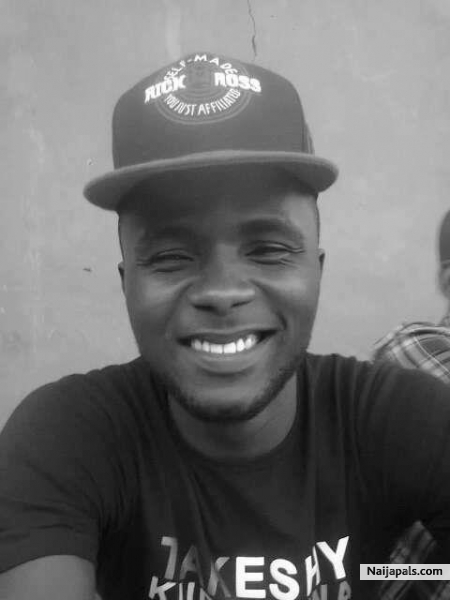 Jesse Feelz - click for next photo