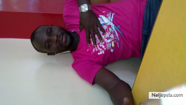 - click for next photo