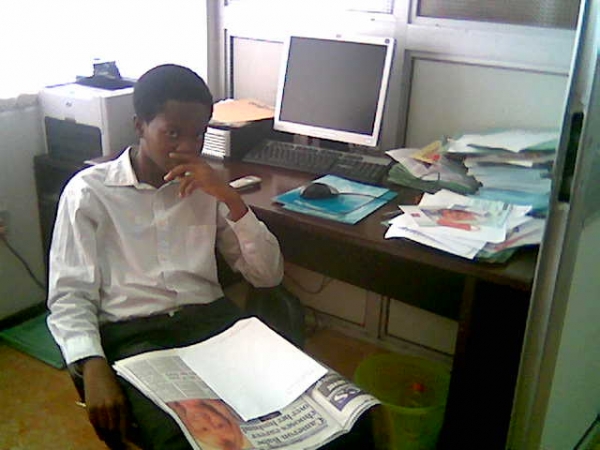  - click for next photo