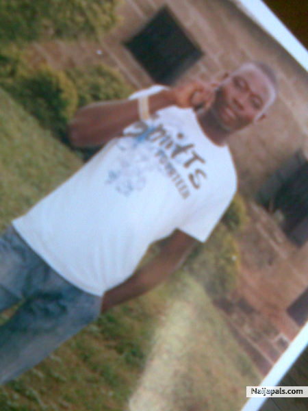 Mr Tunde - click for next photo