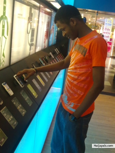  - click for next photo