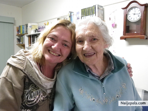 happy with my mum, - click for next photo