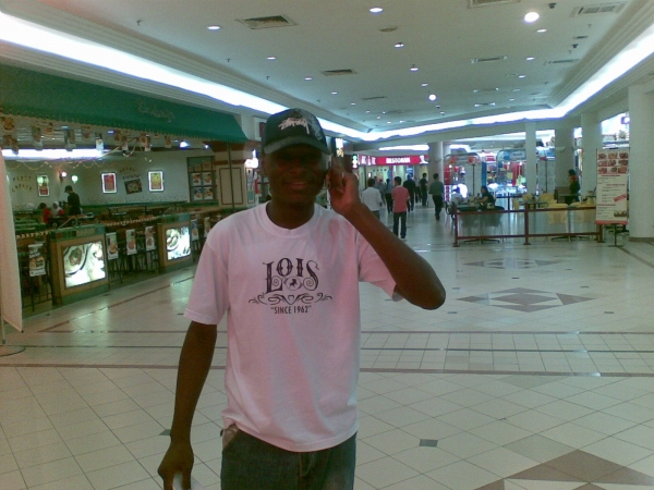  - click for next photo