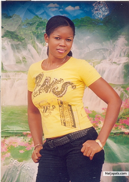 Hello my people of naijapal my name is nneka from owerri imo state.I am student of federalpolytechnic nekede o.werri imo state - click for next photo