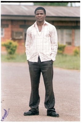  - click for next photo
