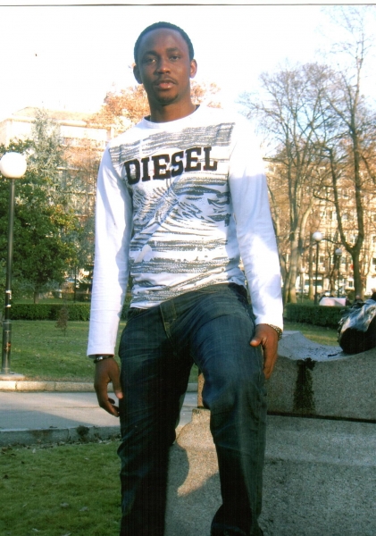  - click for next photo