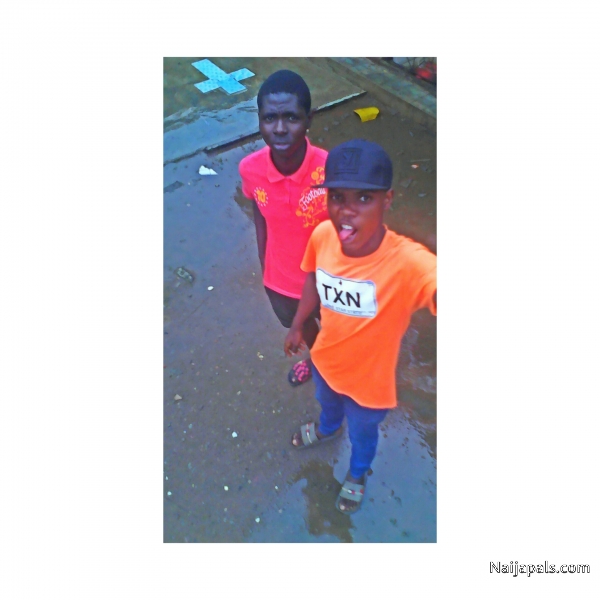  - click for next photo