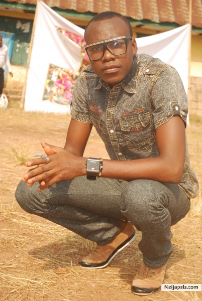  - click for next photo