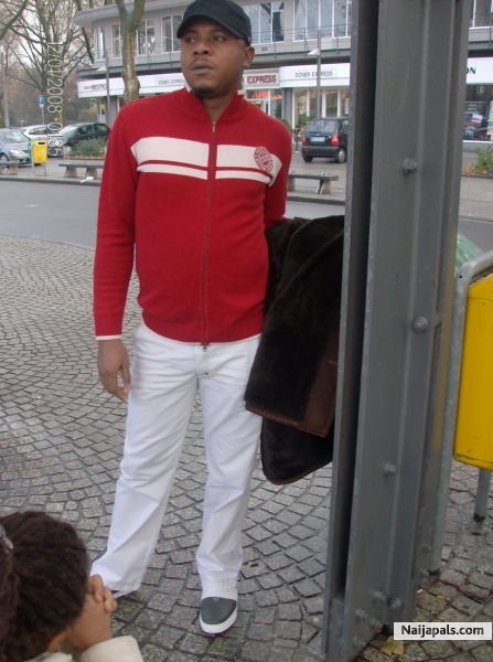  - click for next photo