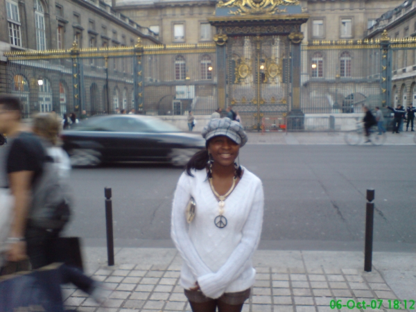  - click for next photo