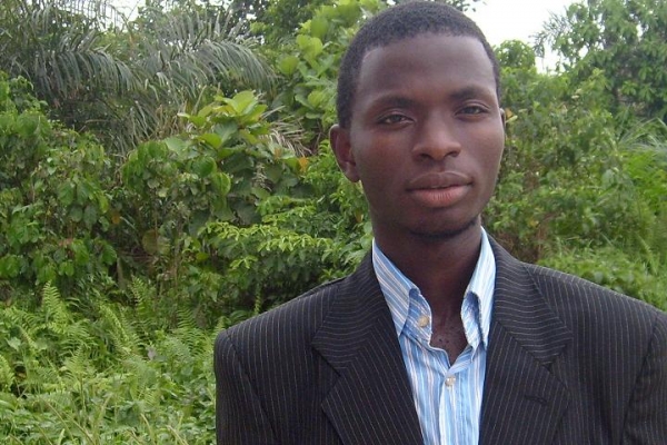  - click for next photo