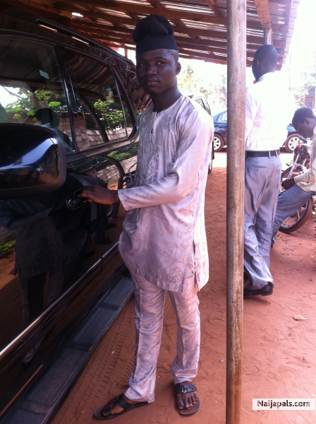  - click for next photo