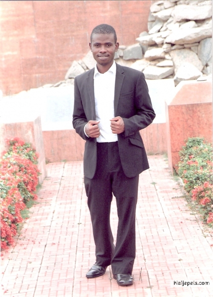  - click for next photo