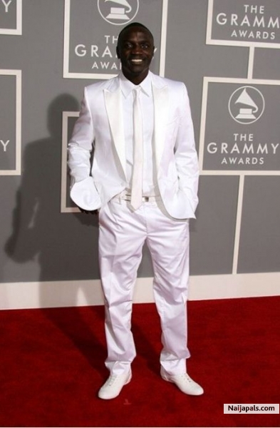 akon - click for next photo