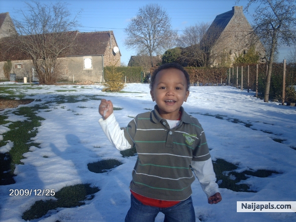  - click for next photo