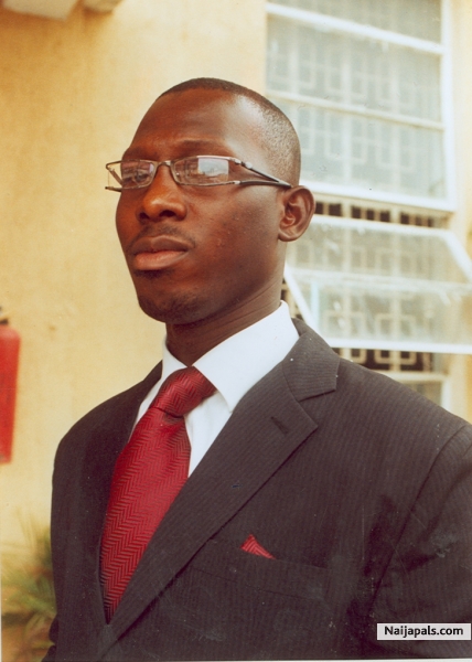 9ce man - click for next photo