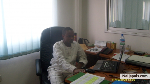 Emmanuel Etim - click for next photo