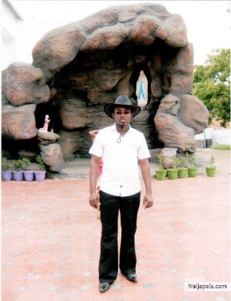  - click for next photo