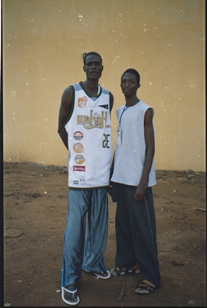 if u tink i' m tall..........den c dis.......... - click for next photo